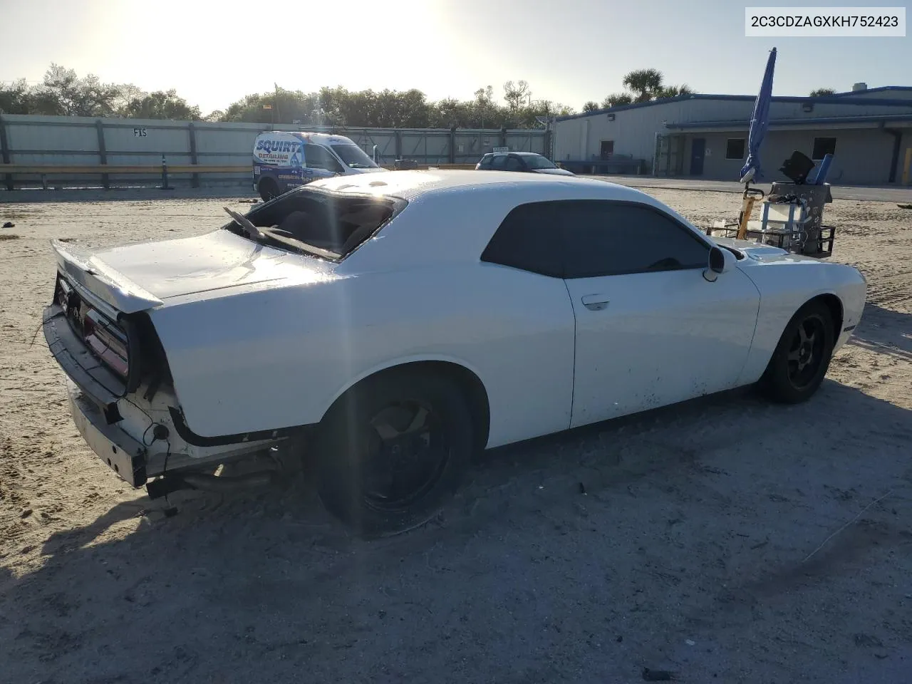 2C3CDZAGXKH752423 2019 Dodge Challenger Sxt