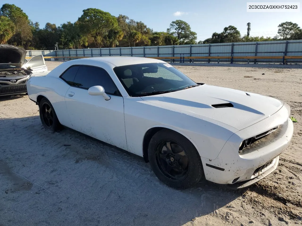 2019 Dodge Challenger Sxt VIN: 2C3CDZAGXKH752423 Lot: 76881064