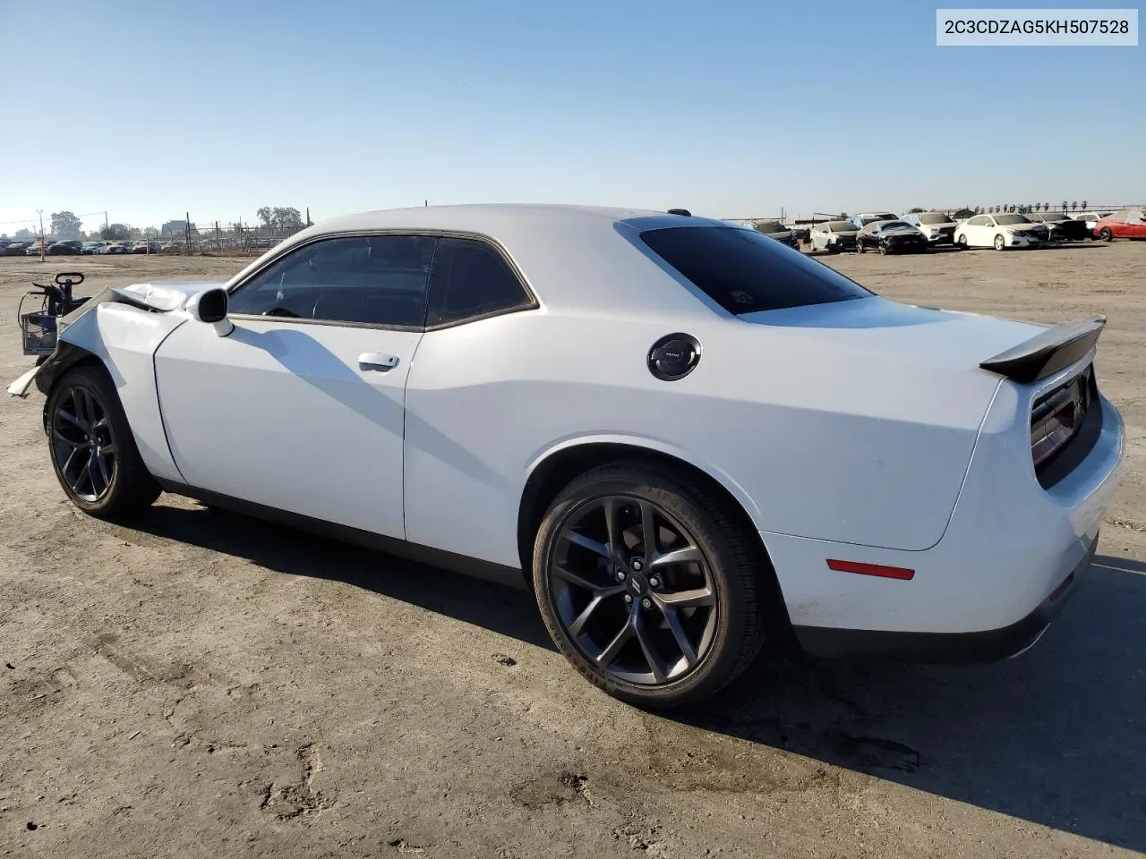 2C3CDZAG5KH507528 2019 Dodge Challenger Sxt