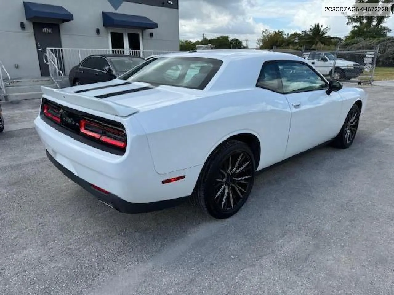 2019 Dodge Challenger VIN: 2C3CDZAG6KH672228 Lot: 77915814