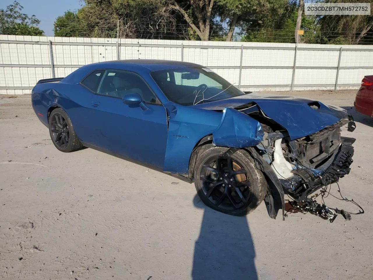 2021 Dodge Challenger R/T VIN: 2C3CDZBT7MH572752 Lot: 75191494