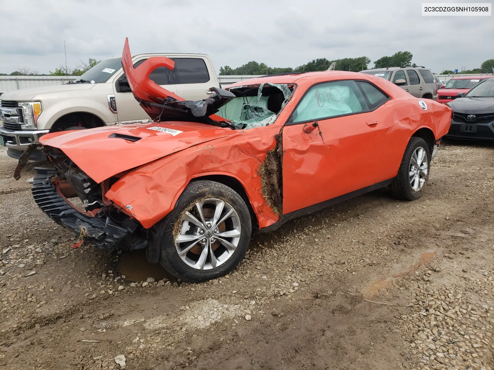 2022 Dodge Challenger Sxt VIN: 2C3CDZGG5NH105908 Lot: 61639244