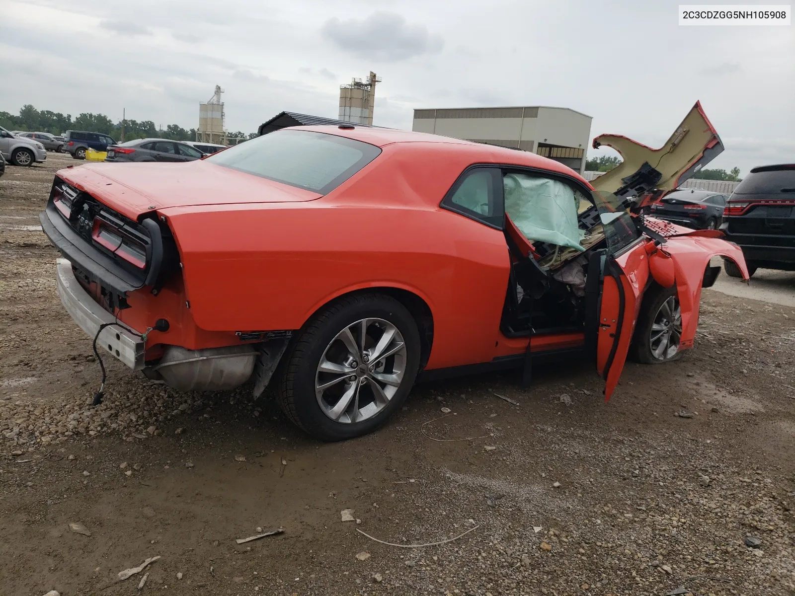 2022 Dodge Challenger Sxt VIN: 2C3CDZGG5NH105908 Lot: 61639244