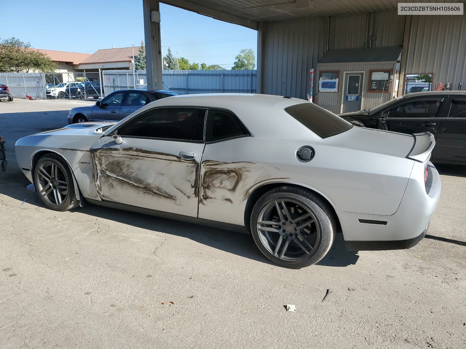 2022 Dodge Challenger R/T VIN: 2C3CDZBT5NH105606 Lot: 68113284