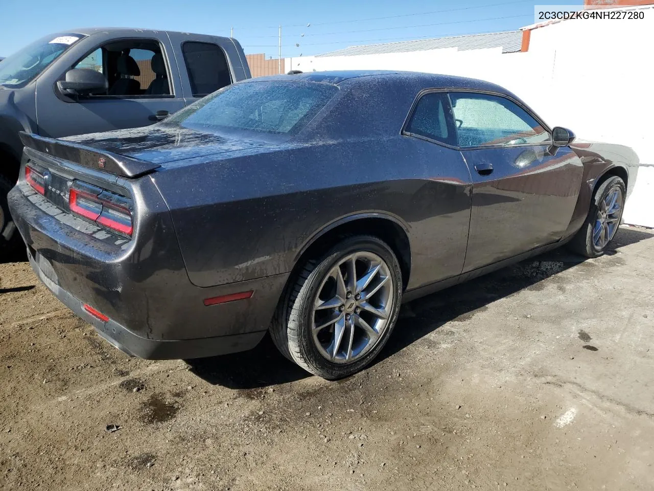 2C3CDZKG4NH227280 2022 Dodge Challenger Gt