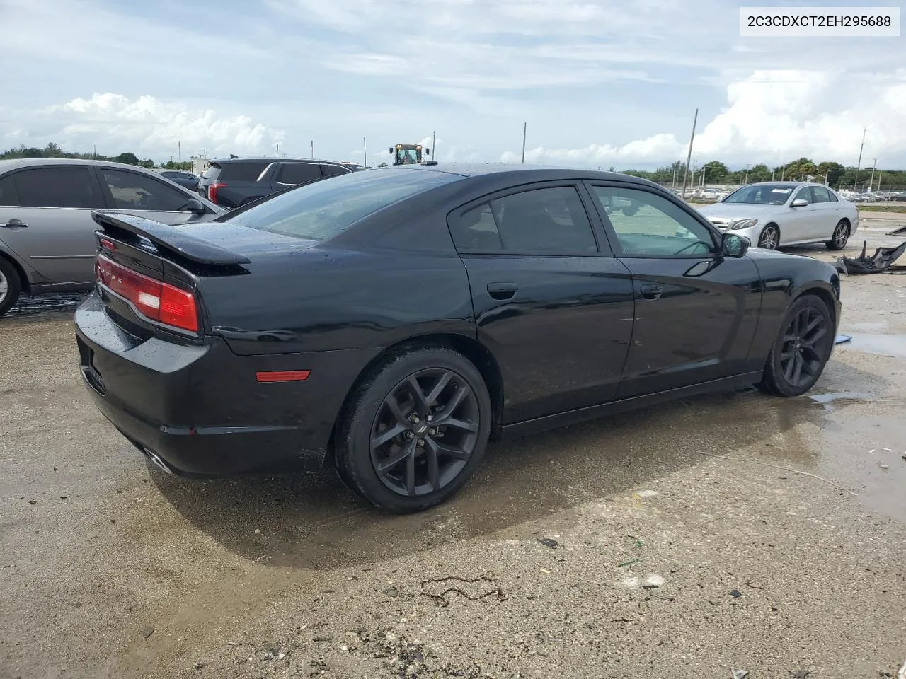 2014 Dodge Charger R/T VIN: 2C3CDXCT2EH295688 Lot: 73204044