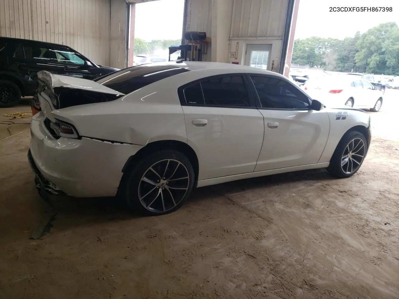 2C3CDXFG5FH867398 2015 Dodge Charger Se