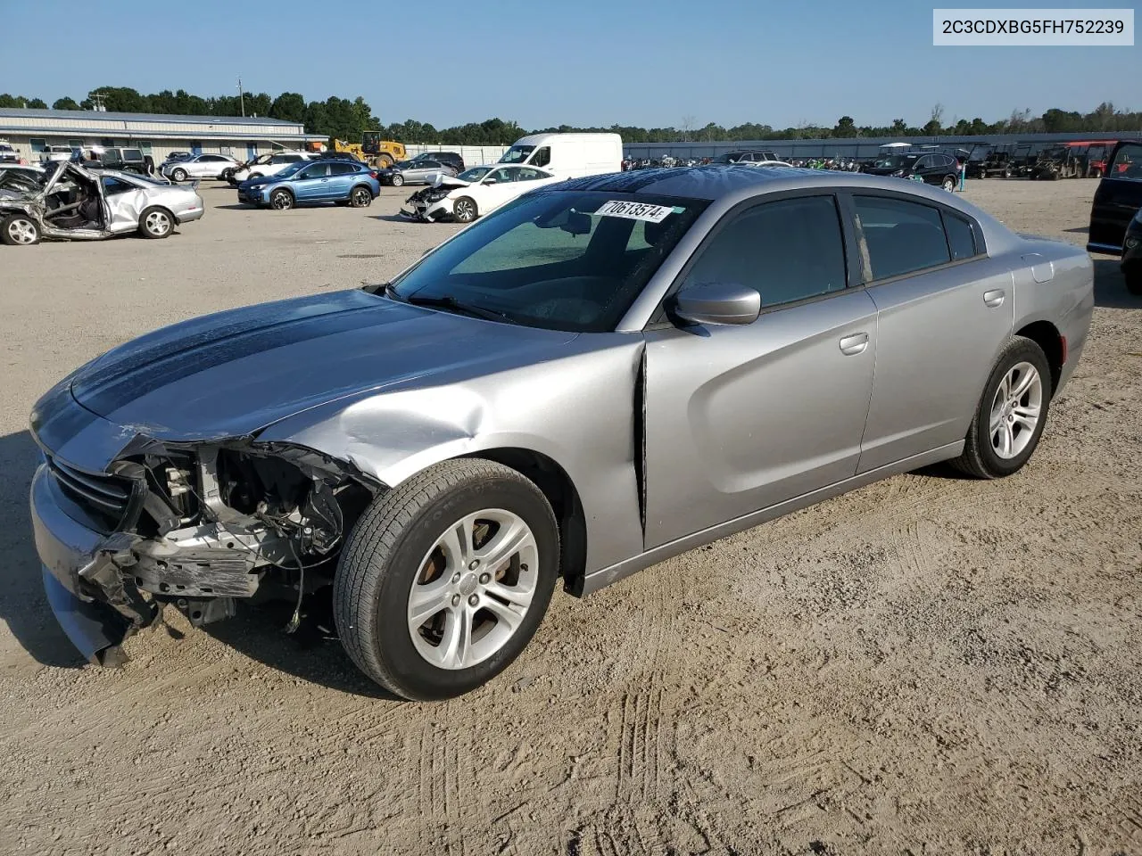 2C3CDXBG5FH752239 2015 Dodge Charger Se