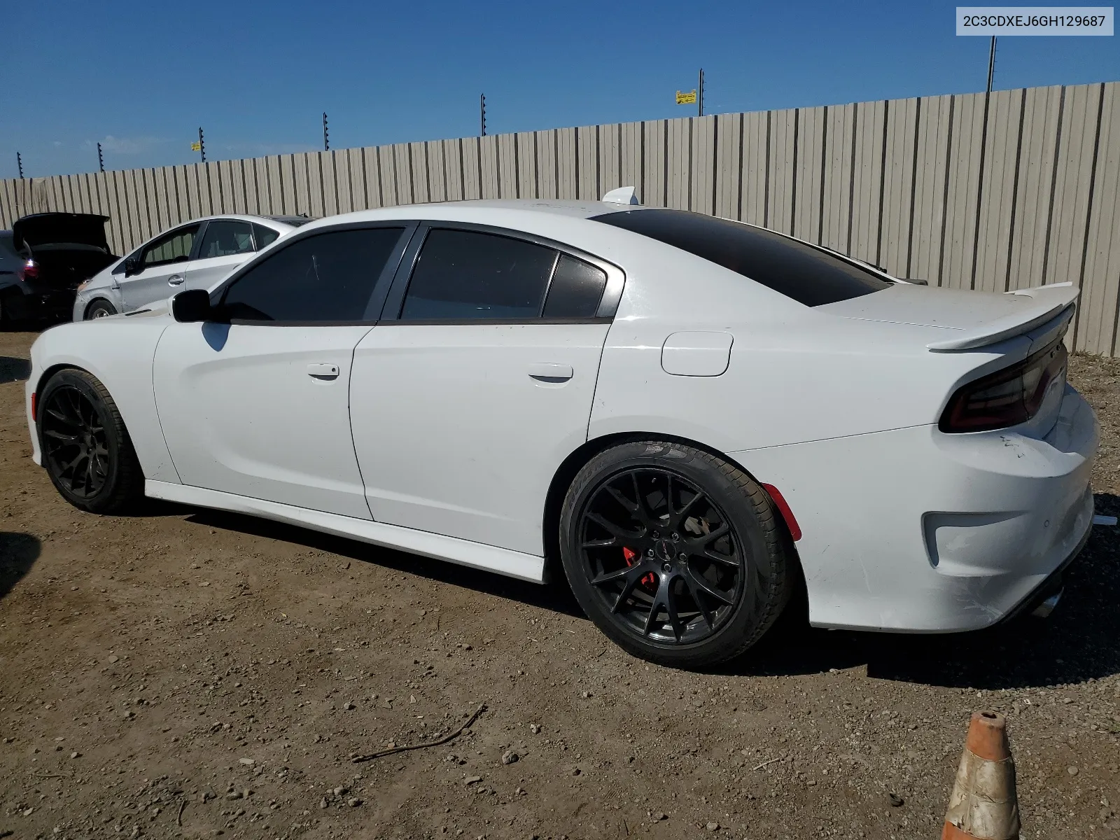 2C3CDXEJ6GH129687 2016 Dodge Charger Srt 392