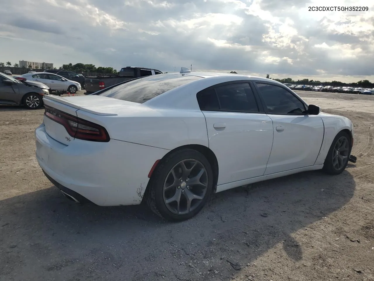 2016 Dodge Charger R/T VIN: 2C3CDXCT5GH352209 Lot: 76045534