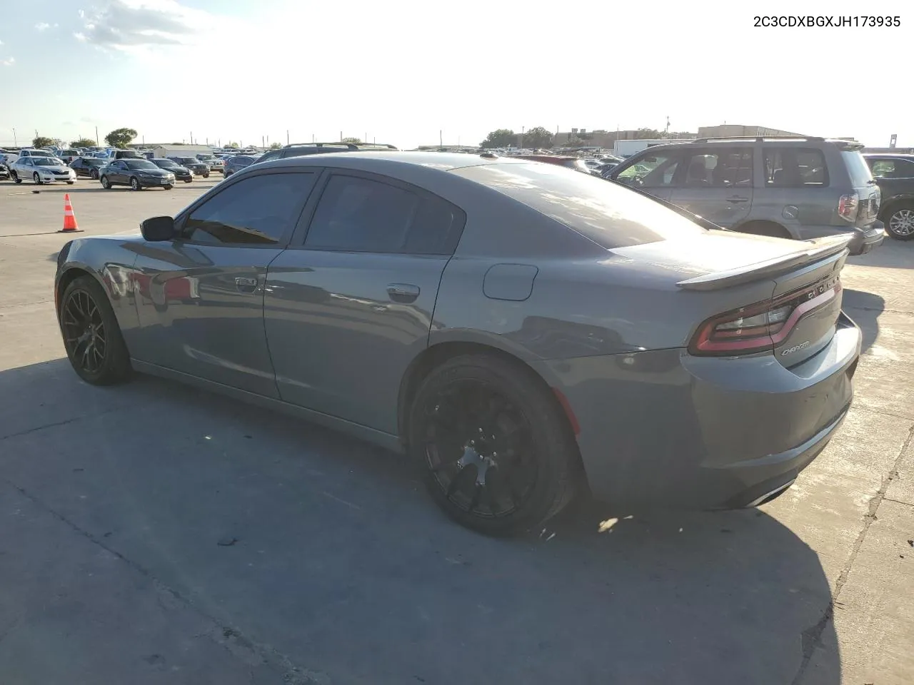 2C3CDXBGXJH173935 2018 Dodge Charger Sxt