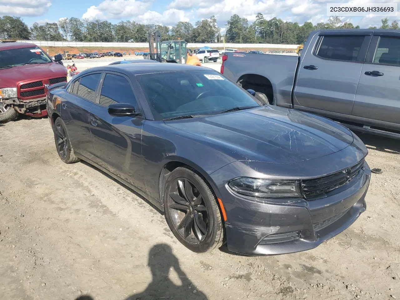 2C3CDXBG6JH336693 2018 Dodge Charger Sxt