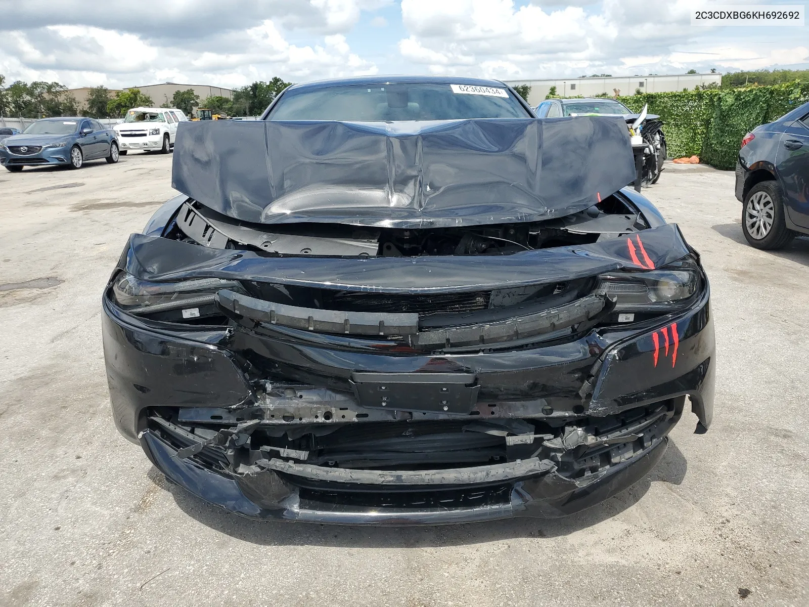 2C3CDXBG6KH692692 2019 Dodge Charger Sxt