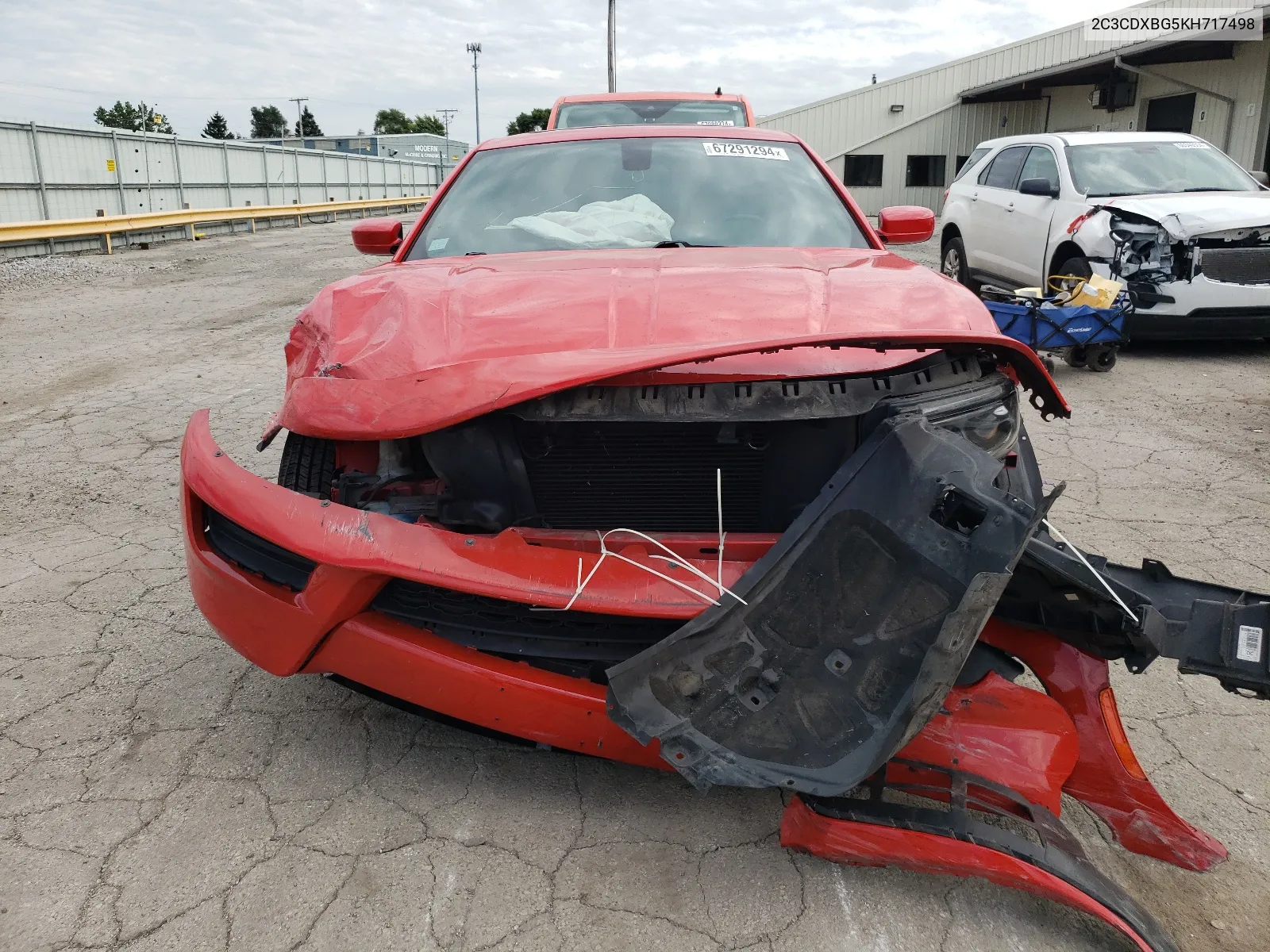 2C3CDXBG5KH717498 2019 Dodge Charger Sxt