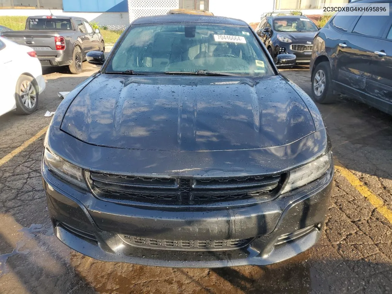 2019 Dodge Charger Sxt VIN: 2C3CDXBG4KH695896 Lot: 70446664