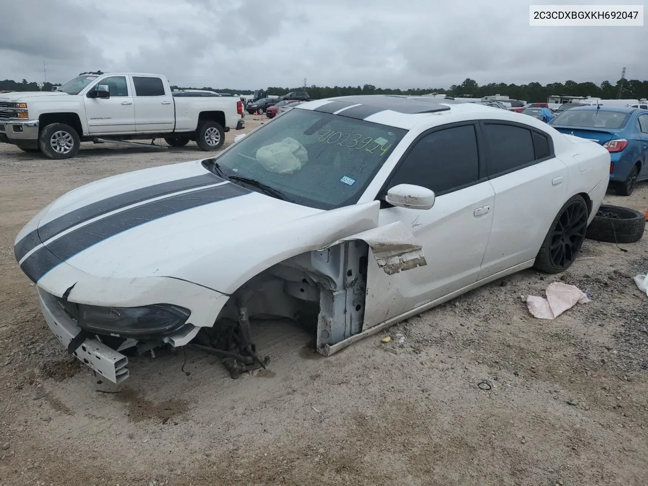 2019 Dodge Charger Sxt VIN: 2C3CDXBGXKH692047 Lot: 71023924