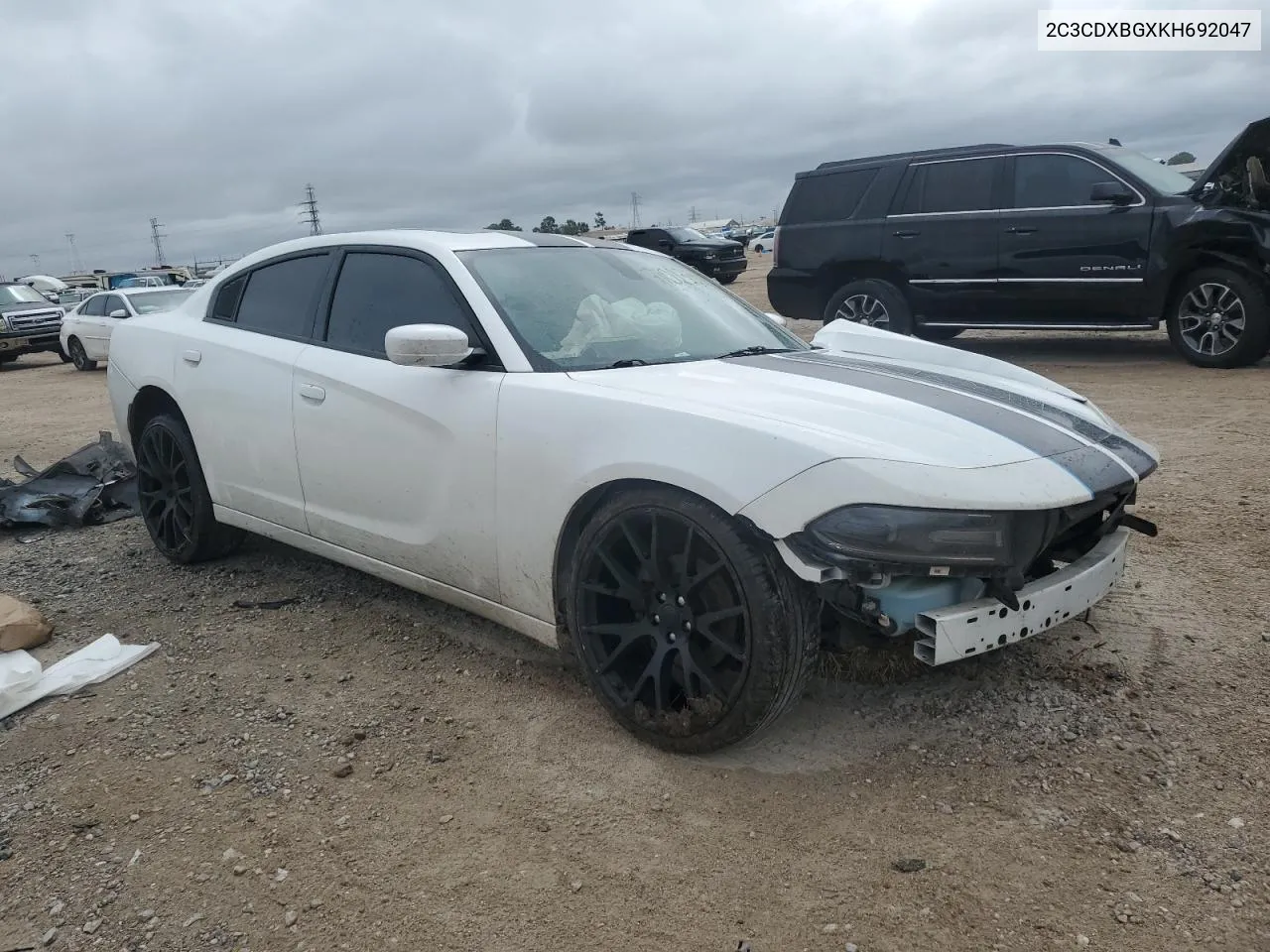 2019 Dodge Charger Sxt VIN: 2C3CDXBGXKH692047 Lot: 71023924