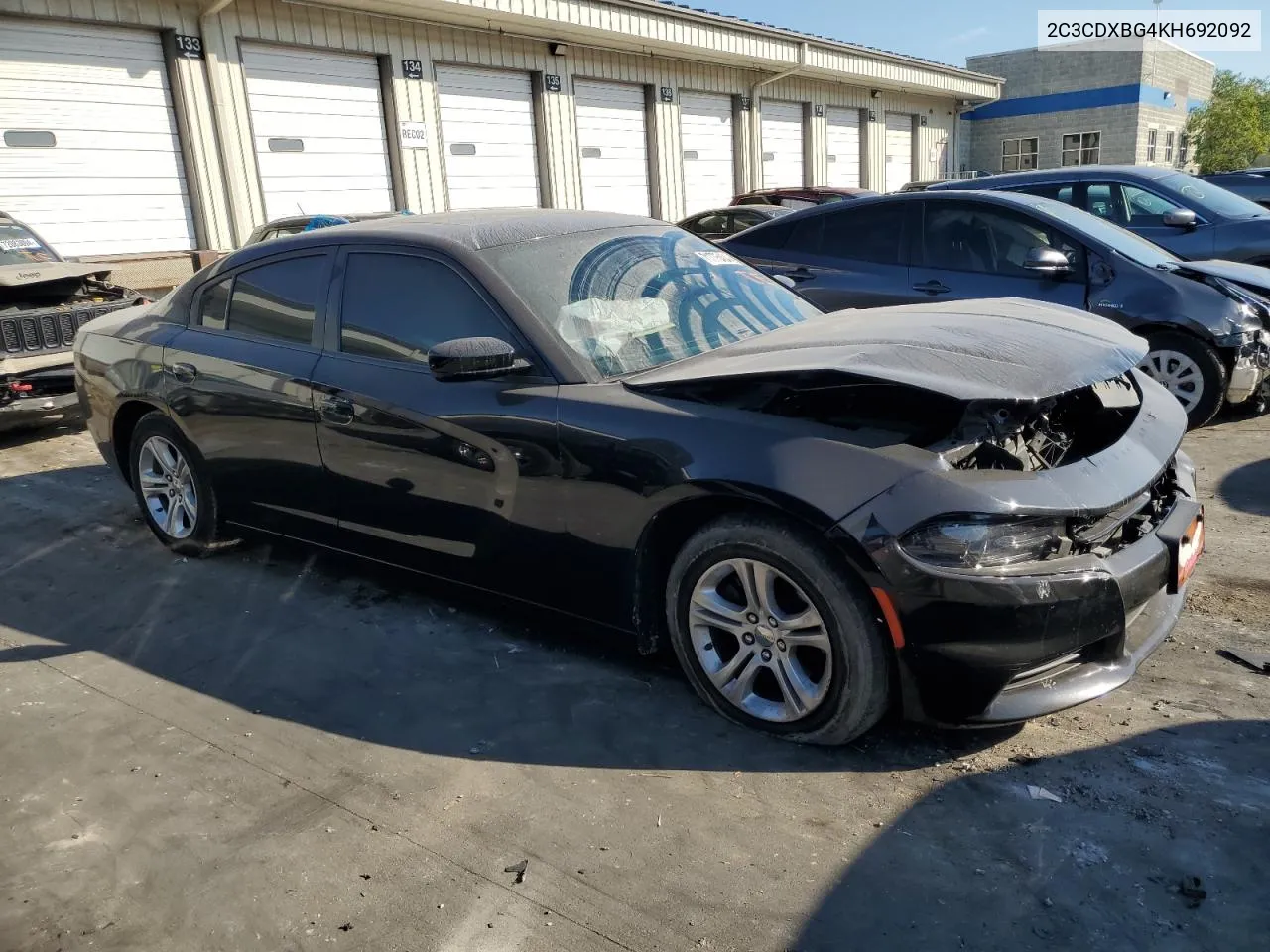 2C3CDXBG4KH692092 2019 Dodge Charger Sxt