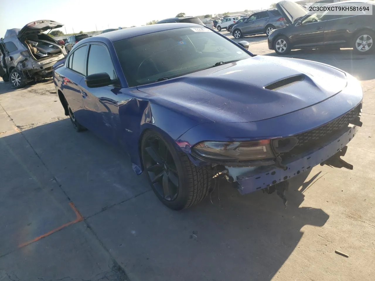 2C3CDXCT9KH581694 2019 Dodge Charger R/T