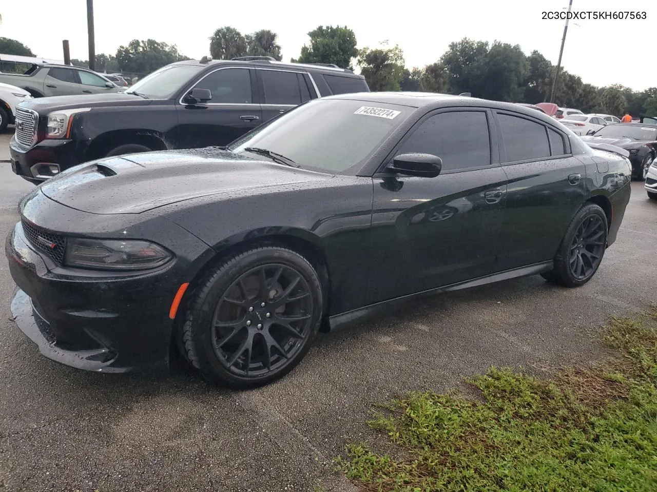 2019 Dodge Charger R/T VIN: 2C3CDXCT5KH607563 Lot: 74352274