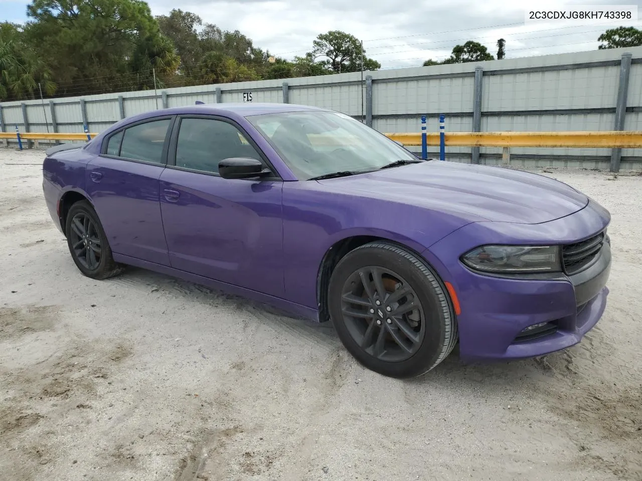 2C3CDXJG8KH743398 2019 Dodge Charger Sxt