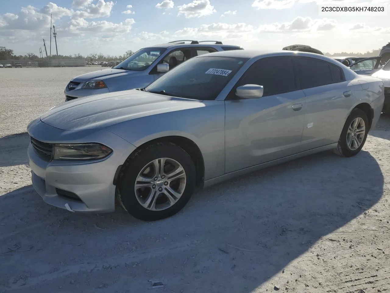 2C3CDXBG5KH748203 2019 Dodge Charger Sxt