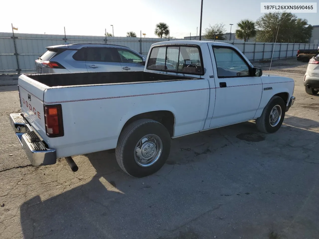 1992 Dodge Dakota VIN: 1B7FL26XXNS690465 Lot: 77436274