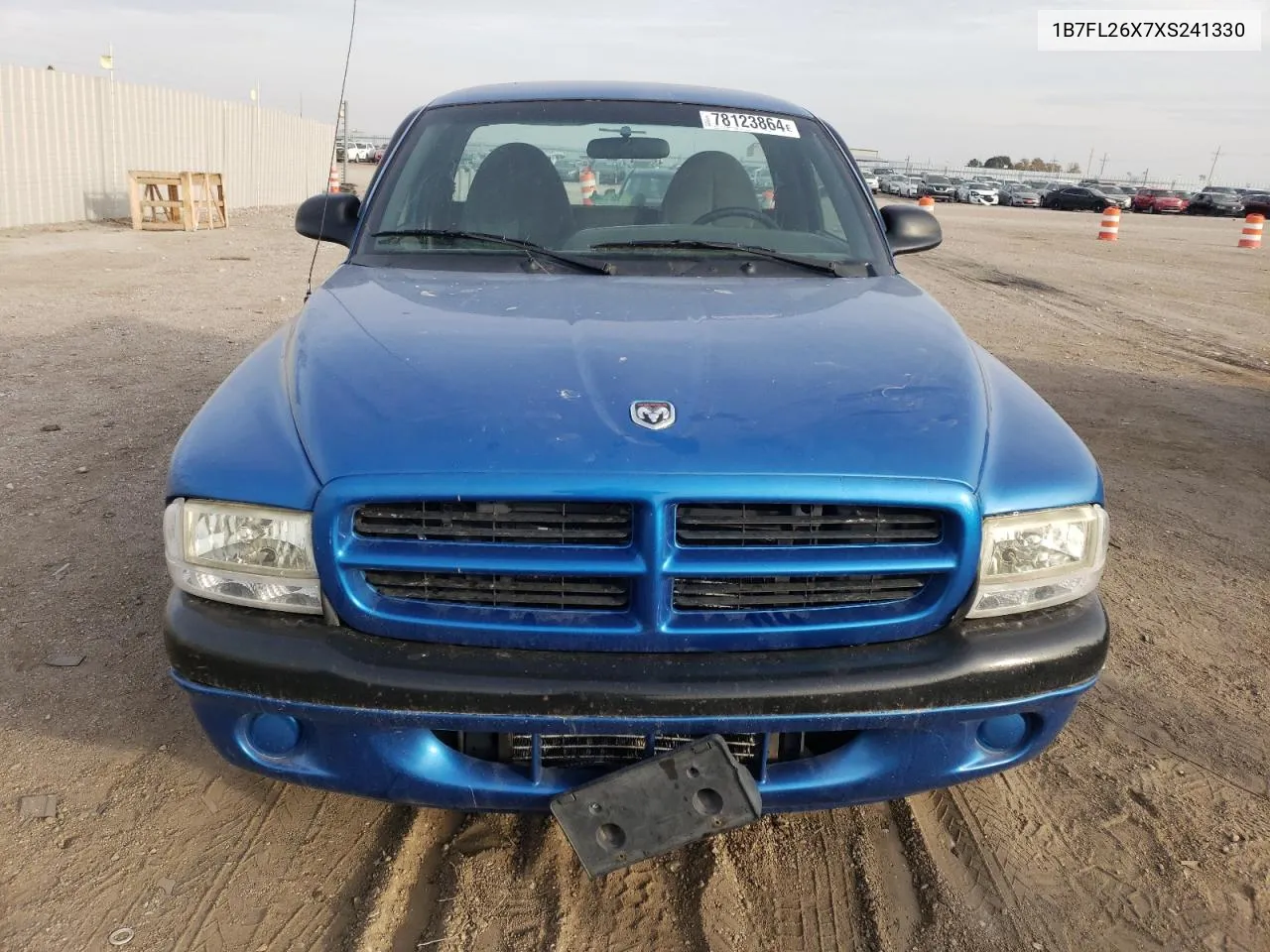 1999 Dodge Dakota VIN: 1B7FL26X7XS241330 Lot: 78123864