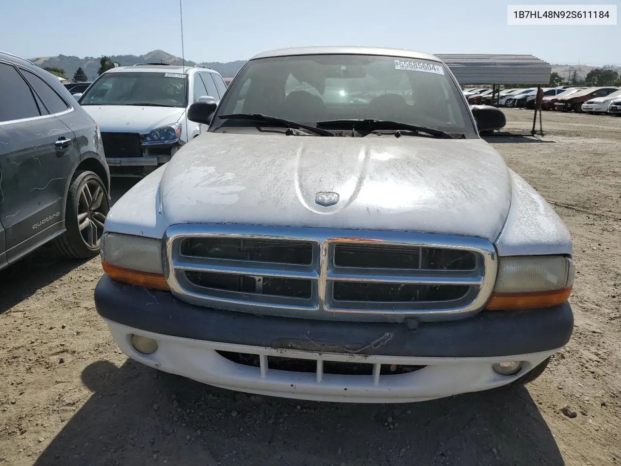 2002 Dodge Dakota Quad Slt VIN: 1B7HL48N92S611184 Lot: 55685604