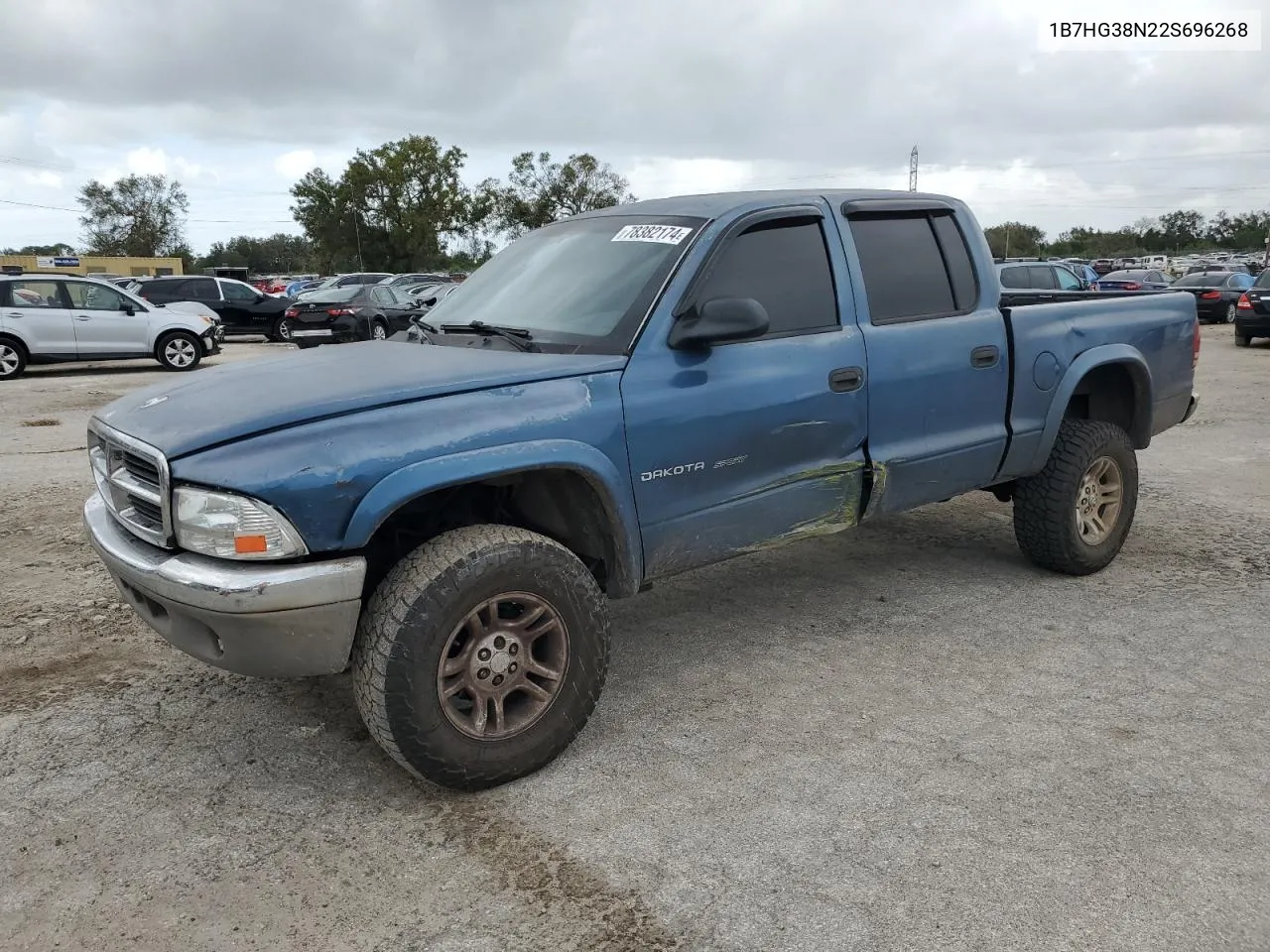 1B7HG38N22S696268 2002 Dodge Dakota Quad Sport