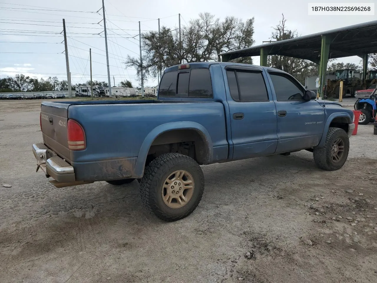 1B7HG38N22S696268 2002 Dodge Dakota Quad Sport