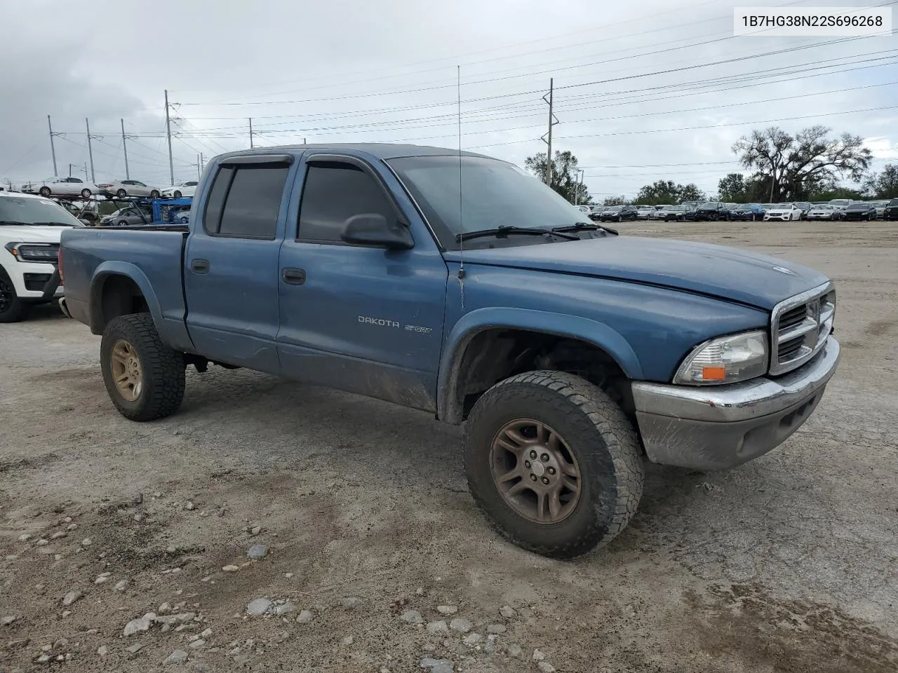 1B7HG38N22S696268 2002 Dodge Dakota Quad Sport