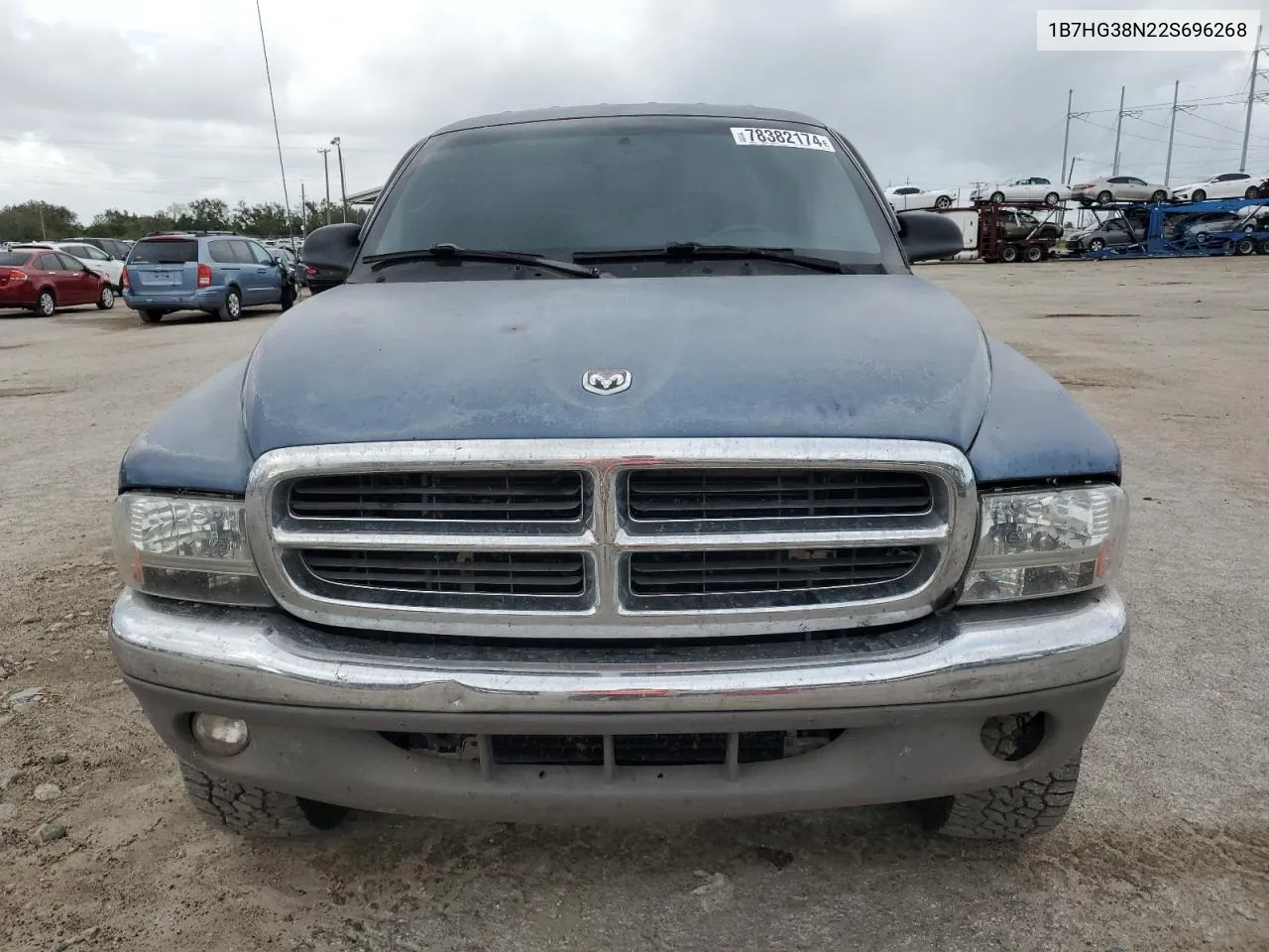 1B7HG38N22S696268 2002 Dodge Dakota Quad Sport