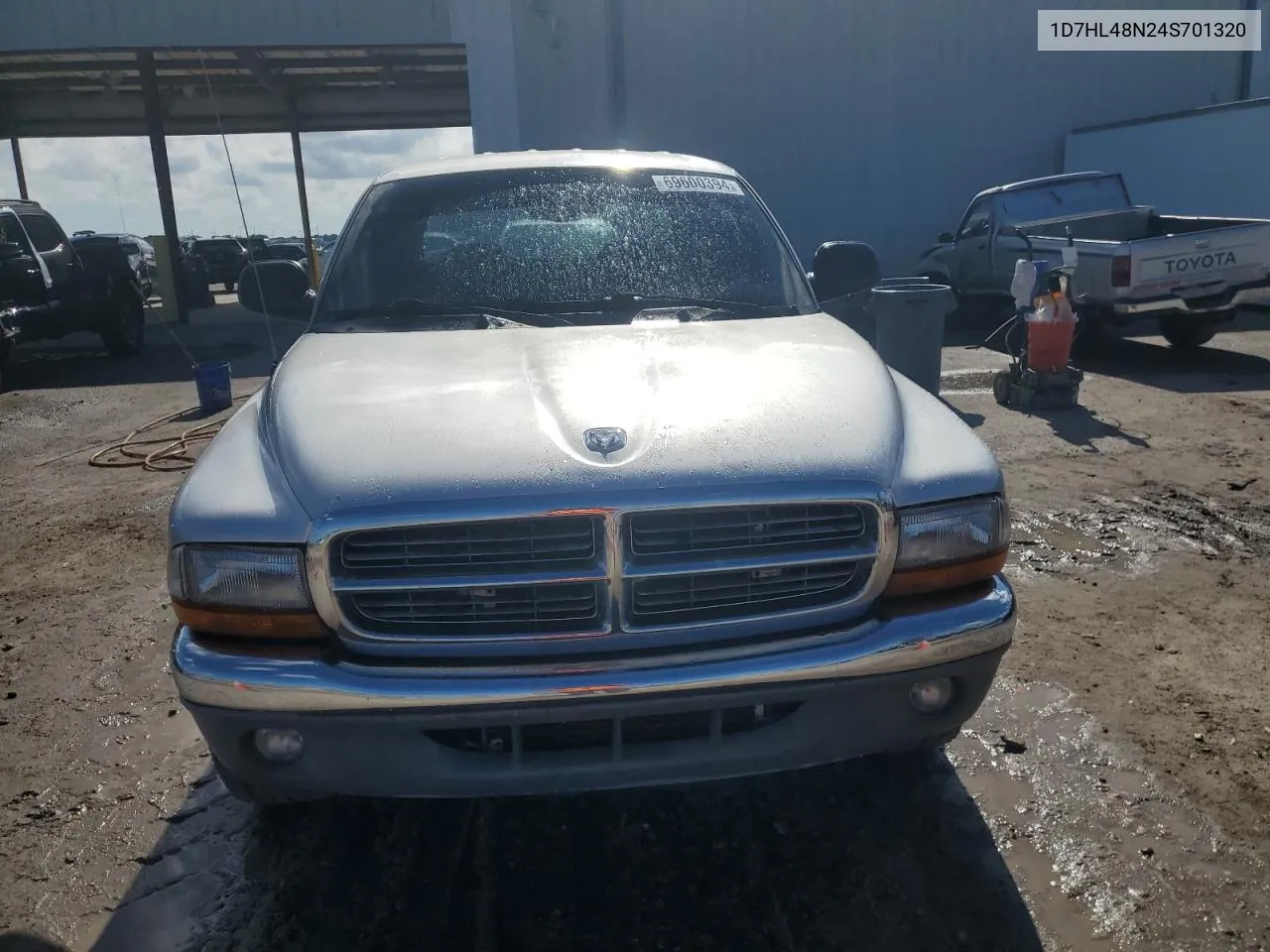 2004 Dodge Dakota Quad Slt VIN: 1D7HL48N24S701320 Lot: 69600394