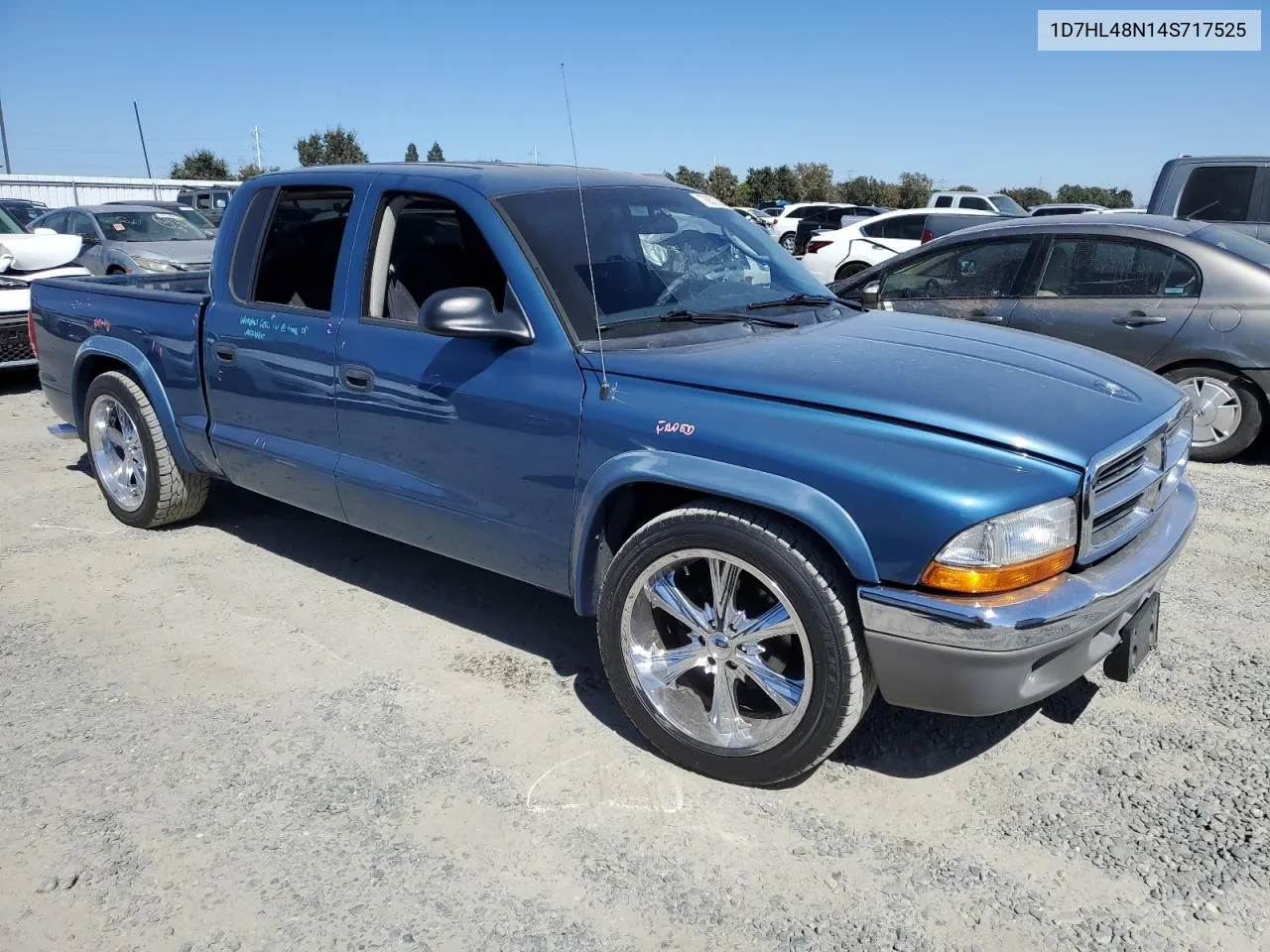 2004 Dodge Dakota Quad Slt VIN: 1D7HL48N14S717525 Lot: 70870364