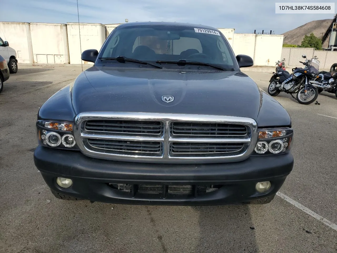 2004 Dodge Dakota Quad Sport VIN: 1D7HL38K74S584608 Lot: 79129914