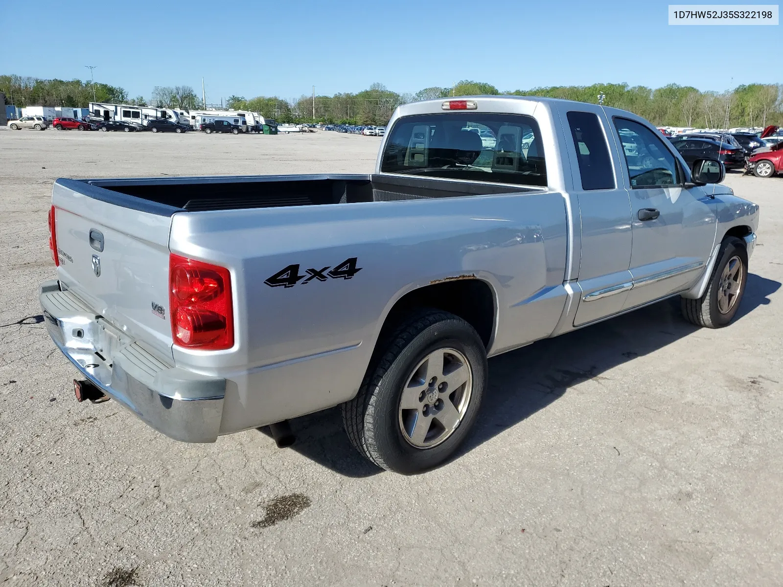 2005 Dodge Dakota Laramie VIN: 1D7HW52J35S322198 Lot: 47046414