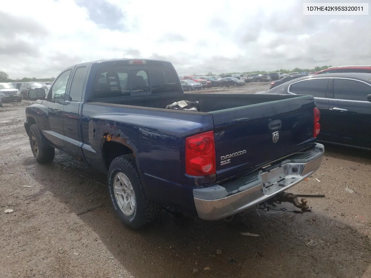 2005 Dodge Dakota Slt VIN: 1D7HE42K95S320011 Lot: 53536744