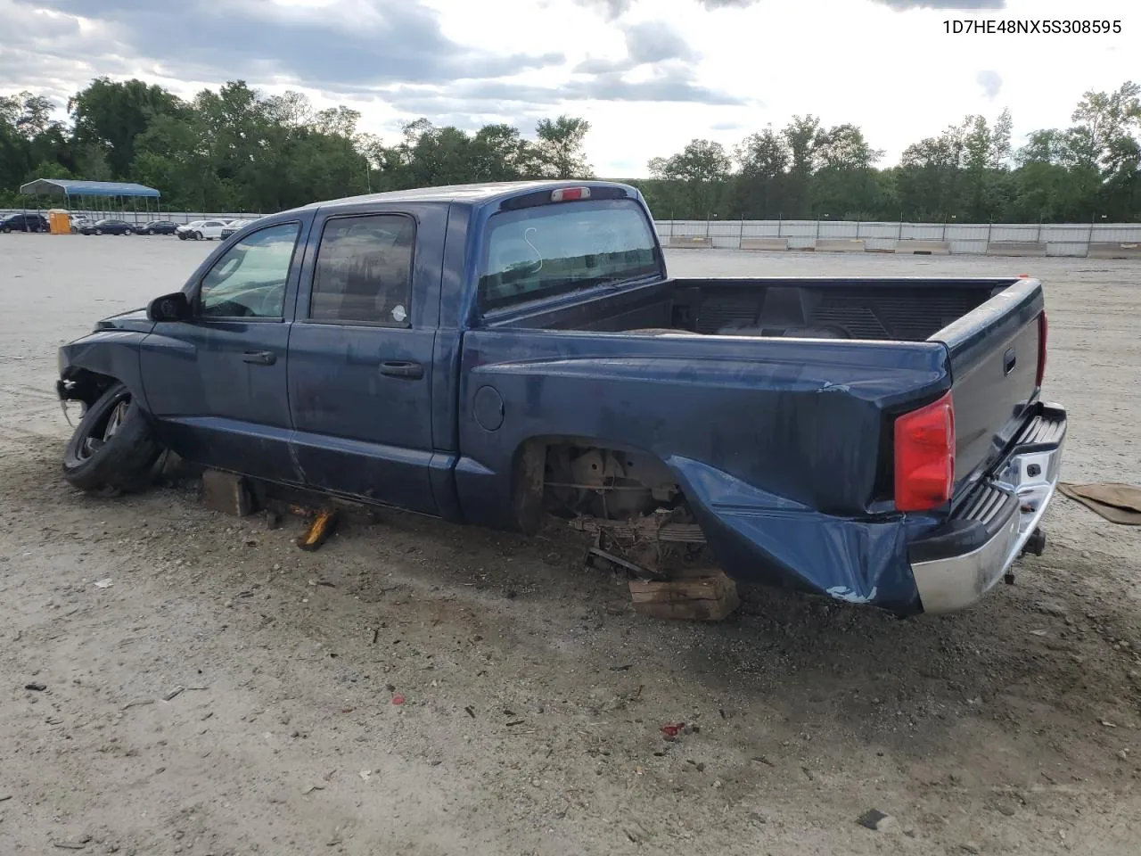 2005 Dodge Dakota Quad Slt VIN: 1D7HE48NX5S308595 Lot: 56713434