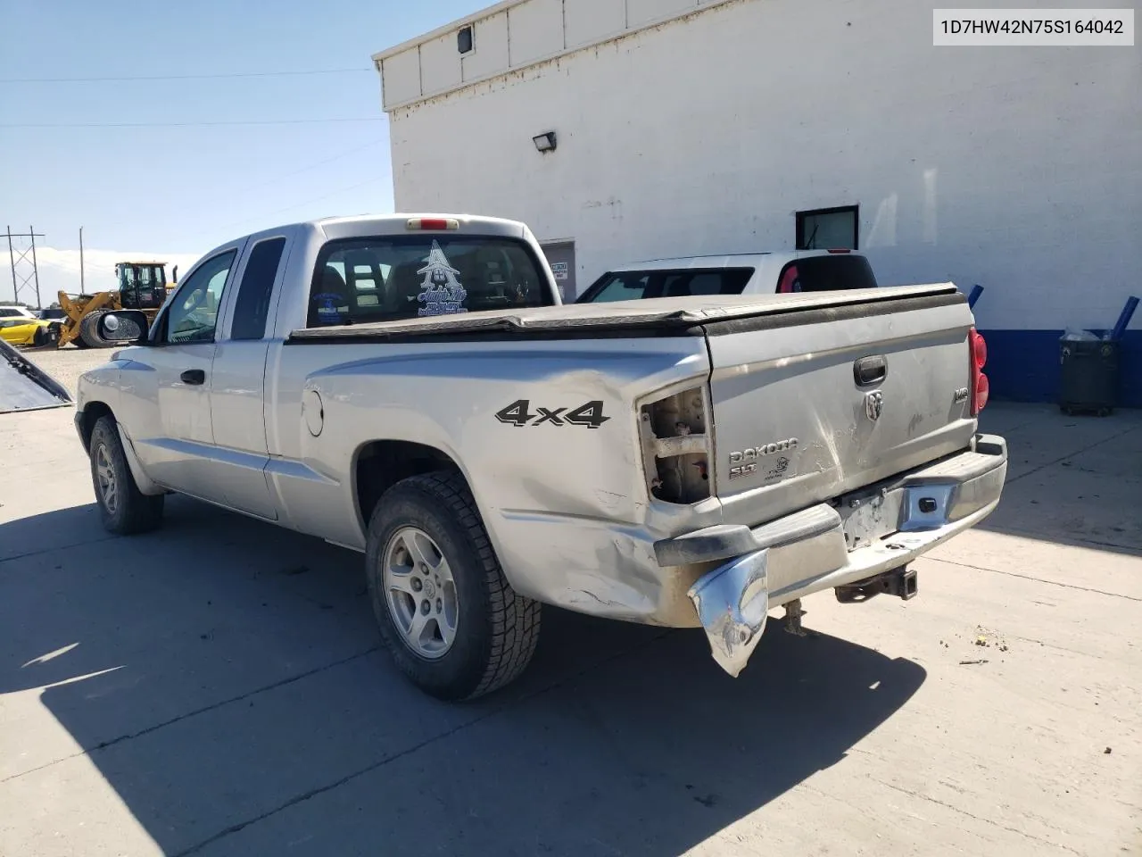 2005 Dodge Dakota Slt VIN: 1D7HW42N75S164042 Lot: 57322854