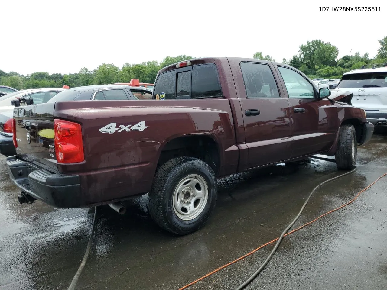 2005 Dodge Dakota Quad VIN: 1D7HW28NX5S225511 Lot: 64009084