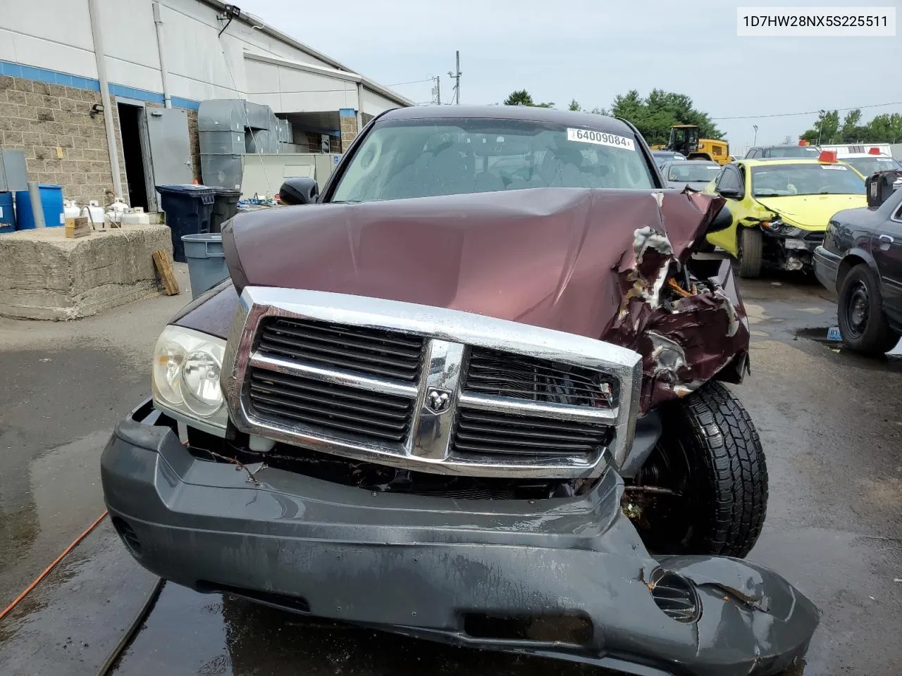 2005 Dodge Dakota Quad VIN: 1D7HW28NX5S225511 Lot: 64009084