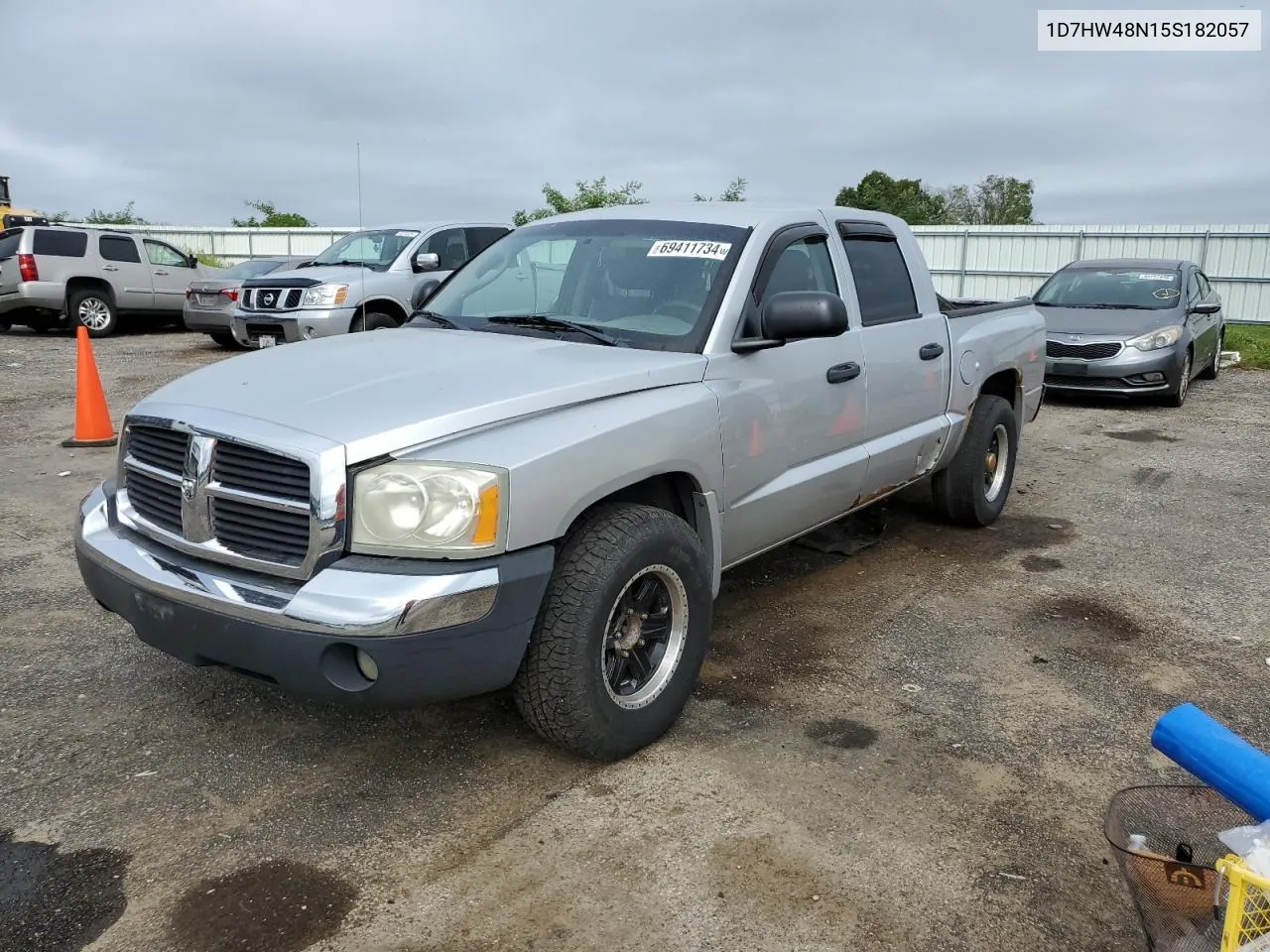 2005 Dodge Dakota Quad Slt VIN: 1D7HW48N15S182057 Lot: 69411734