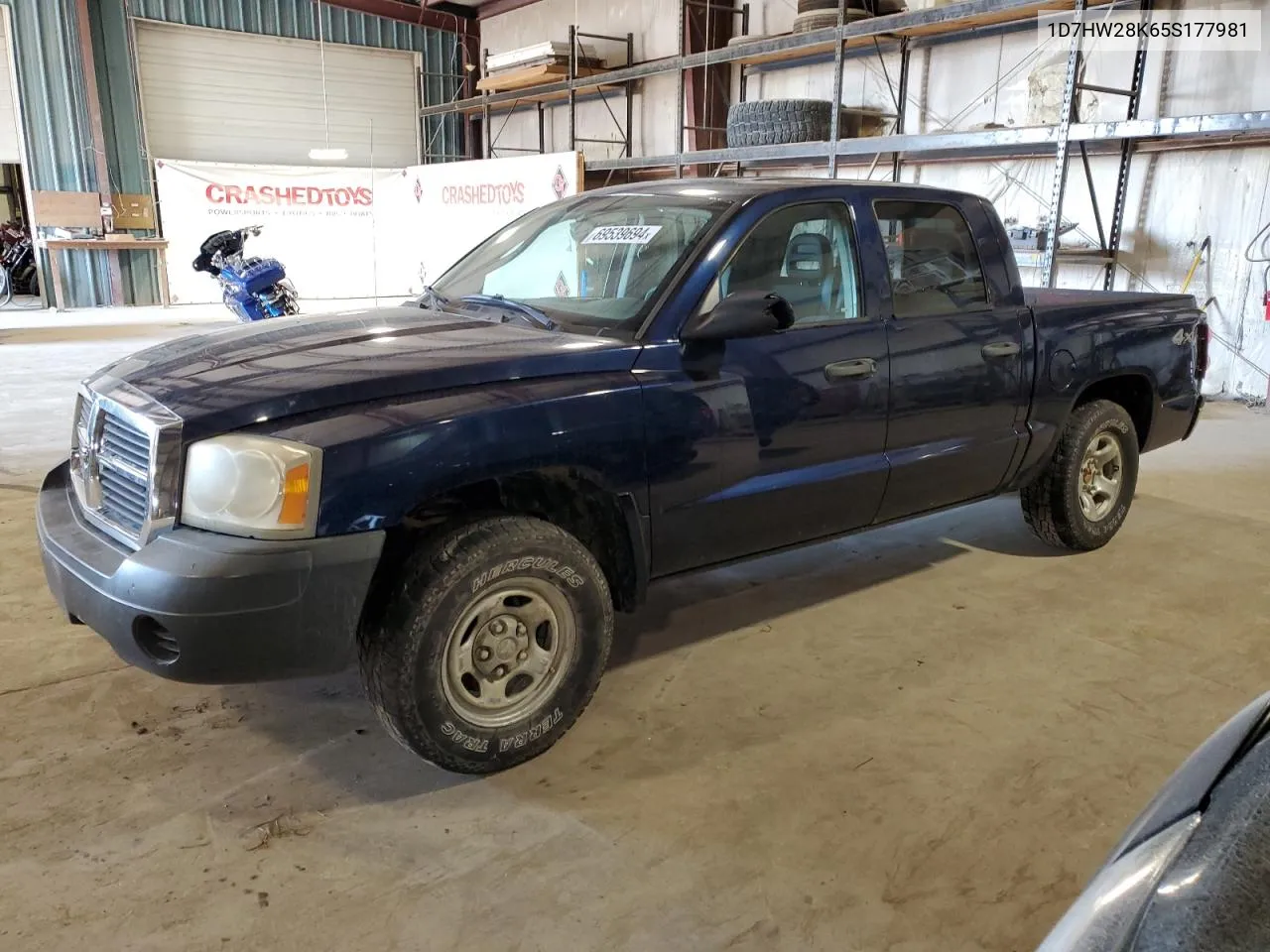 2005 Dodge Dakota Quad VIN: 1D7HW28K65S177981 Lot: 69539694