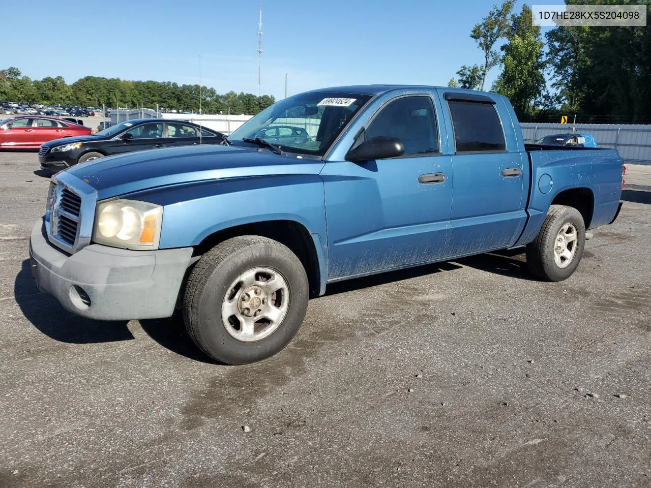 2005 Dodge Dakota Quad VIN: 1D7HE28KX5S204098 Lot: 69924624