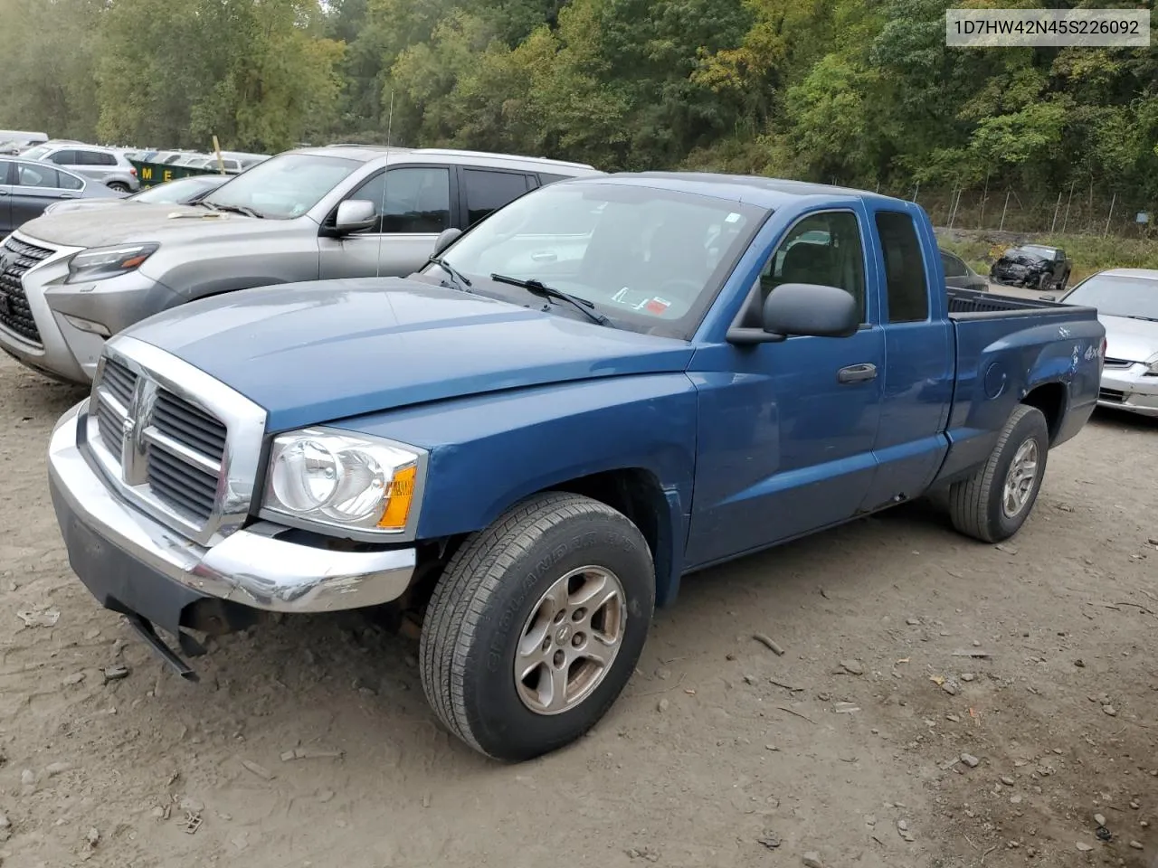 2005 Dodge Dakota Slt VIN: 1D7HW42N45S226092 Lot: 70925024