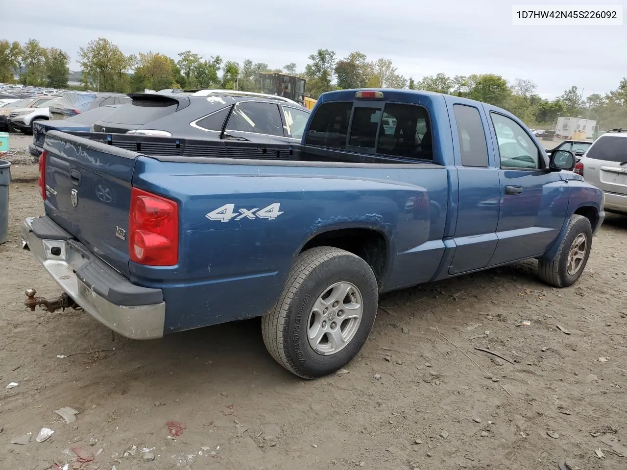 2005 Dodge Dakota Slt VIN: 1D7HW42N45S226092 Lot: 70925024