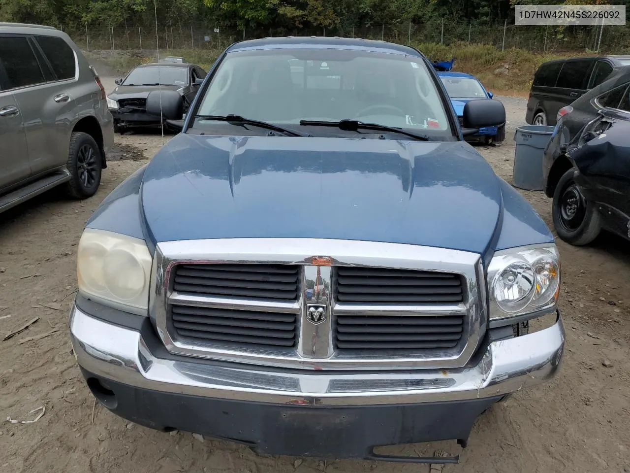 2005 Dodge Dakota Slt VIN: 1D7HW42N45S226092 Lot: 70925024