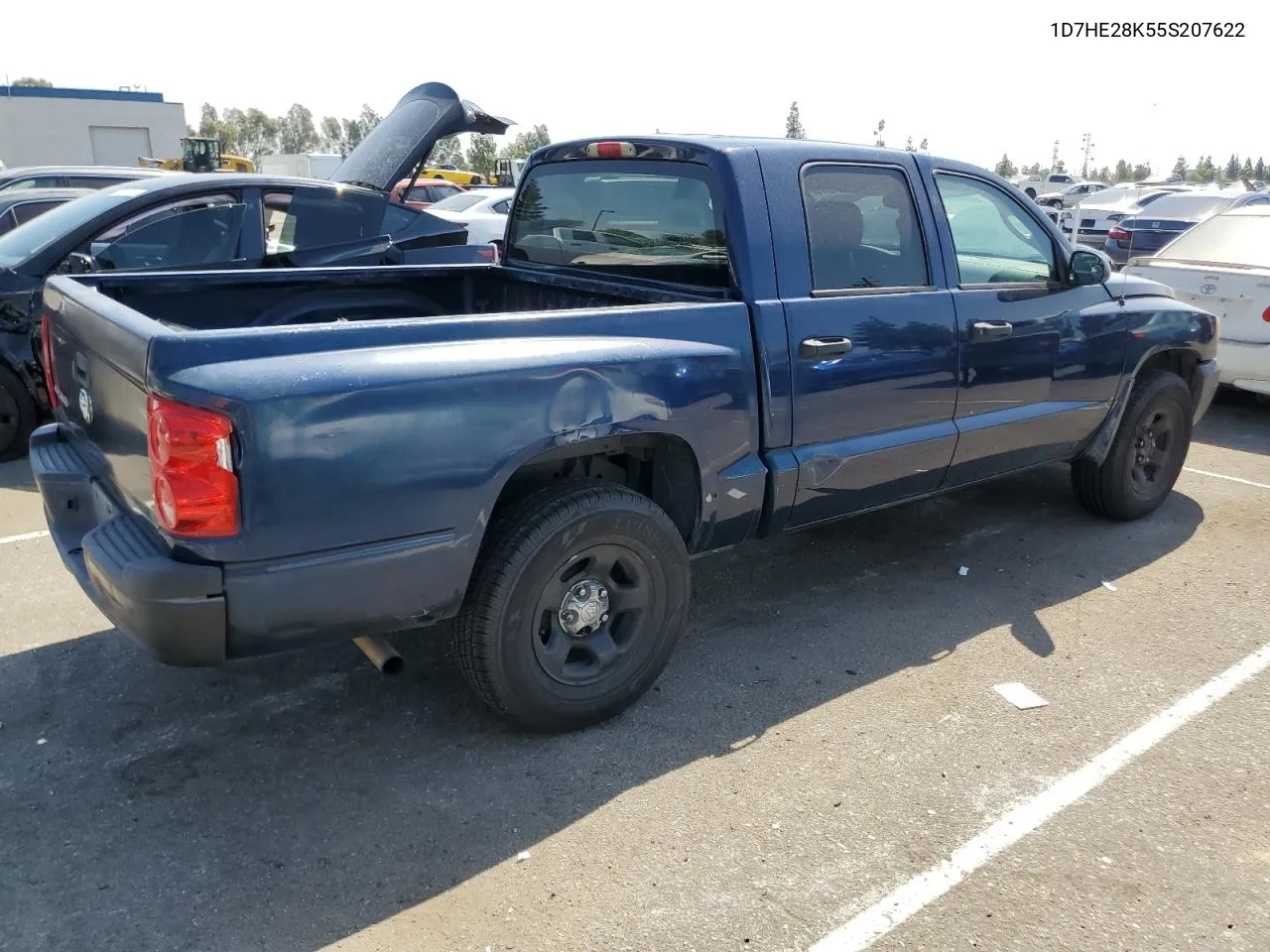 2005 Dodge Dakota Quad VIN: 1D7HE28K55S207622 Lot: 72201084