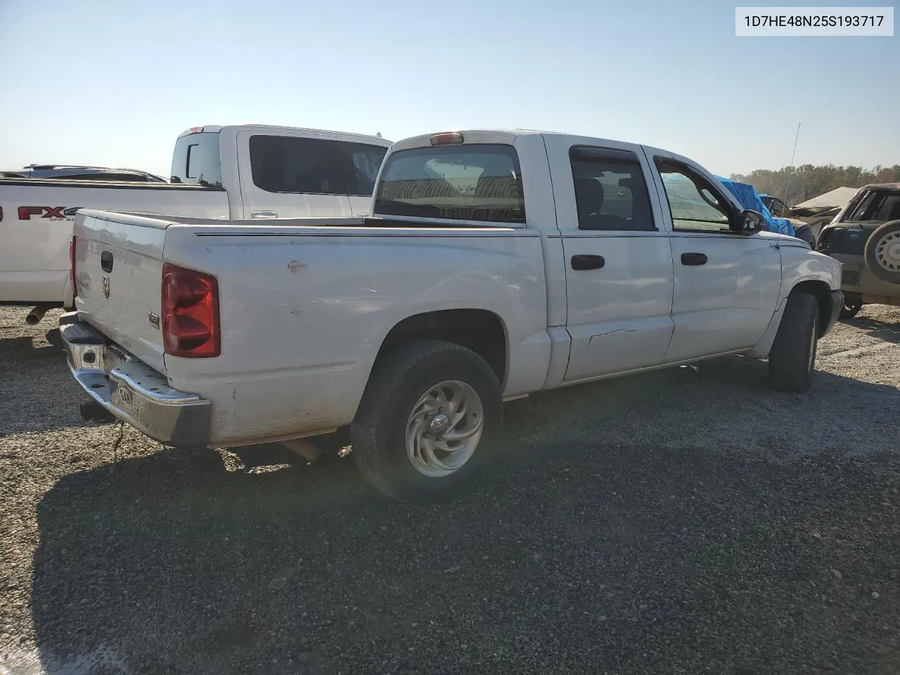 2005 Dodge Dakota Quad Slt VIN: 1D7HE48N25S193717 Lot: 75078524